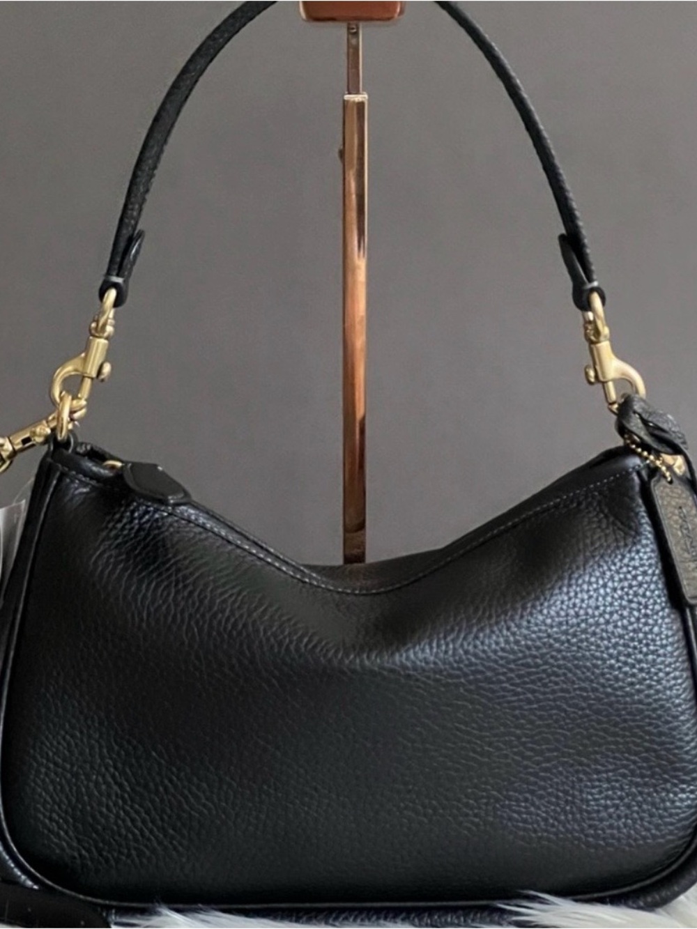 COACH RETAIL cary crossbody pebble leather bag